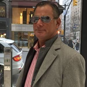 Meet your Posher, Adam